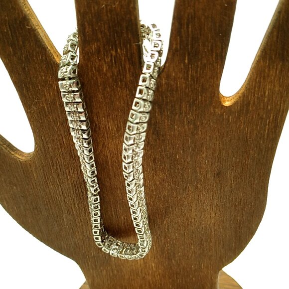 Tennis Style Bracelet Crystal Silver-tone - Picture 5 of 13